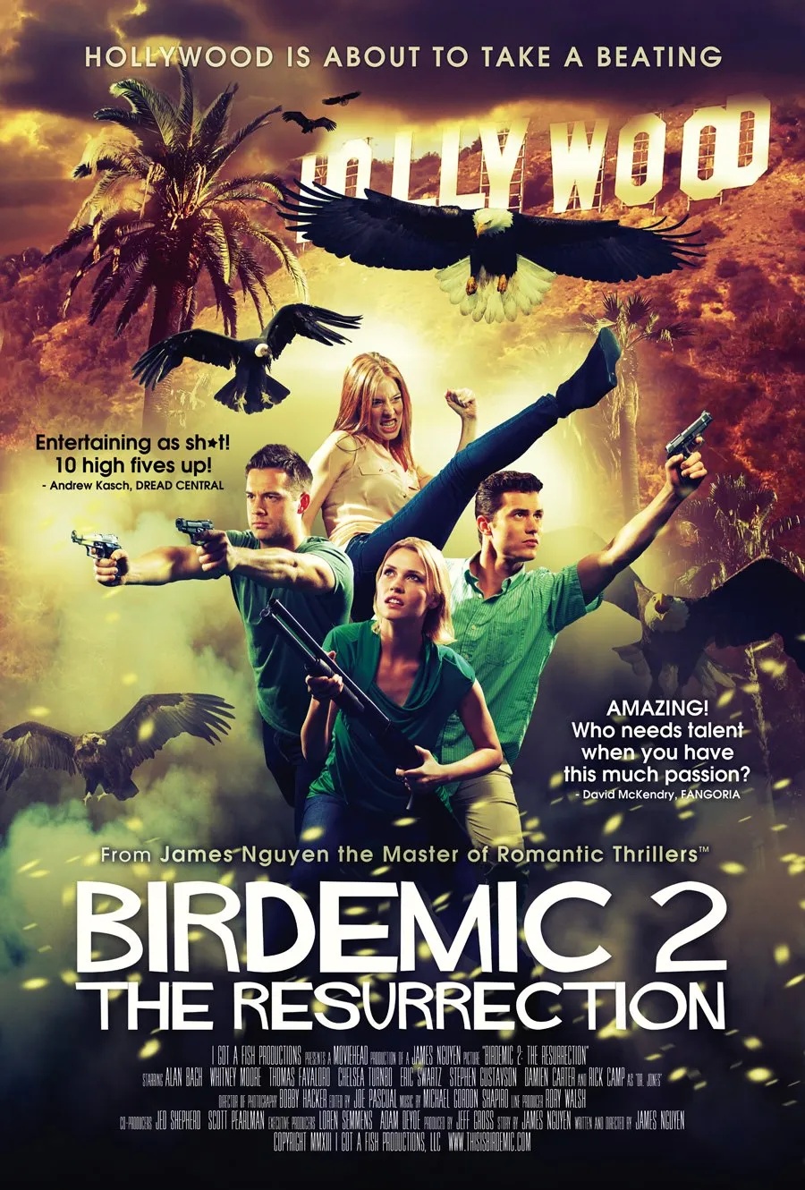 plakat. 4 młode osoby (2 kobiety, 2 mężczyzn) z bronią wycelowaną w różne strony. Wokół latają ptaki.