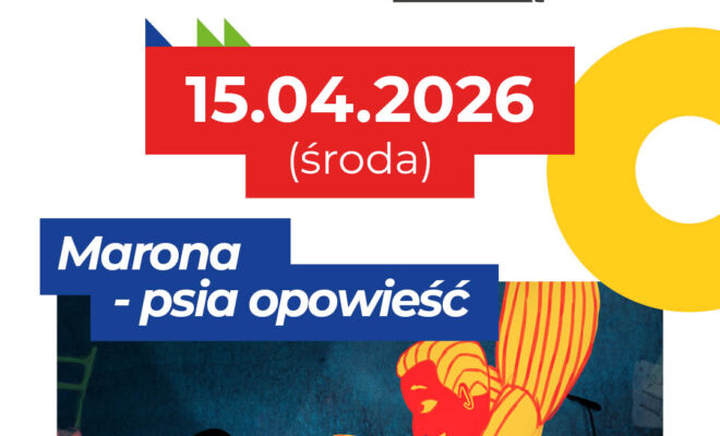 grafika promująca seans: Stylizowana ilustracja animacyjna: mały czarno-biały pies siedzi na podłodze i patrzy w górę na pochylającą się nad nim fantastyczną, czerwono-żółtą postać z długimi skrzydłami. Postać wyciąga rękę w stronę pyska psa, jakby chciała go dotknąć lub nawiązać z nim kontakt. Scena rozgrywa się w ciemnym, niebieskawym wnętrzu z porozrzucanymi przedmiotami i zarysowanym w tle rowerem.